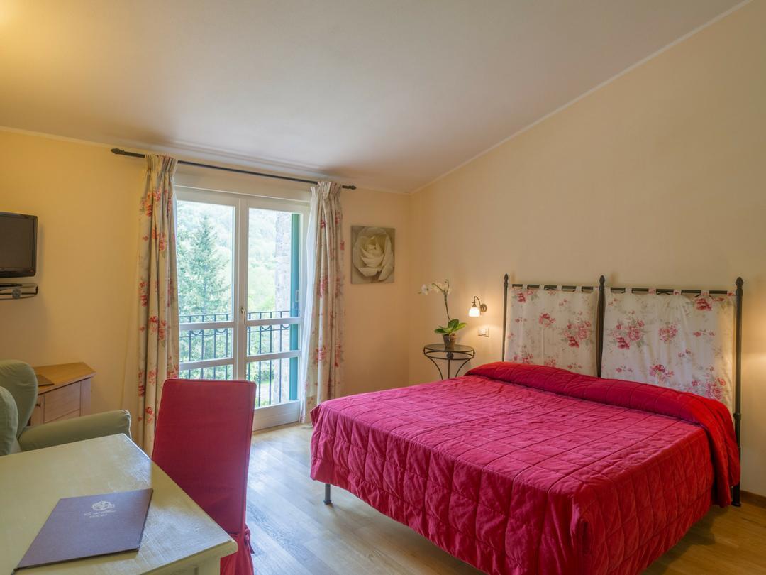 Ca Del Moro Resort & Spa Понтремоли Экстерьер фото